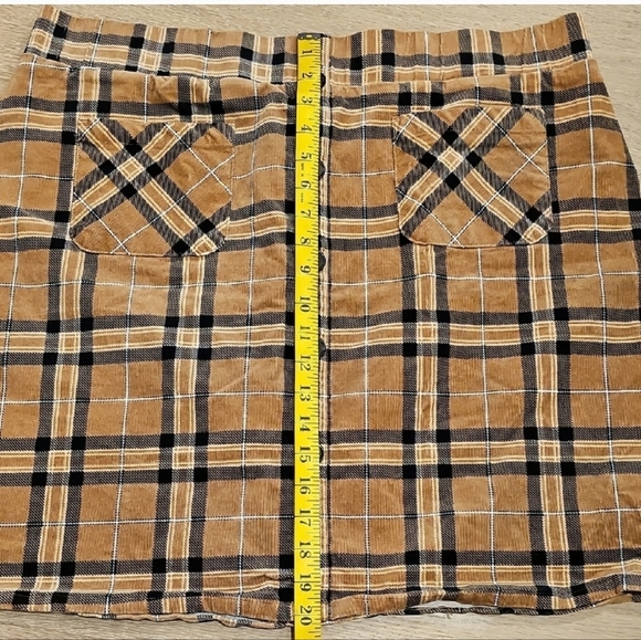 🍁🍂NWOT TORRID 2X Mini Corduroy Button-Front Skirt - Picture 9 of 9